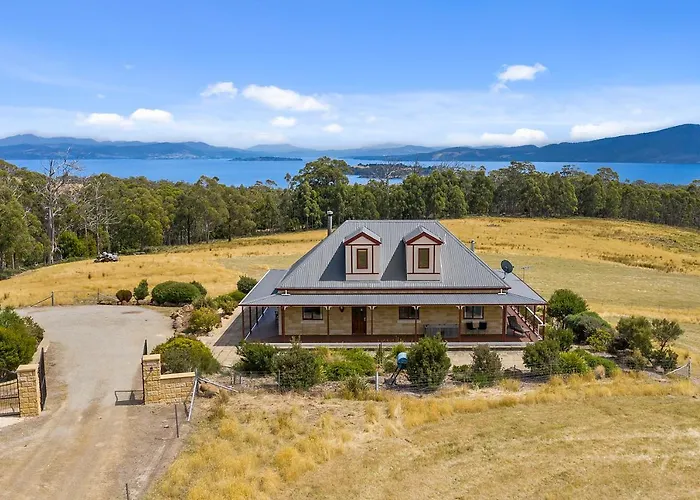 Manfield Country Bruny Island
