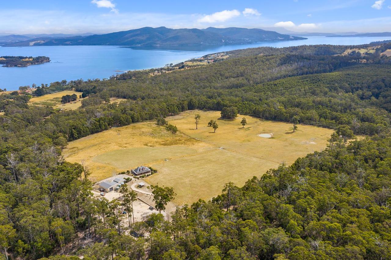 Manfield Country Bruny Island Holiday home