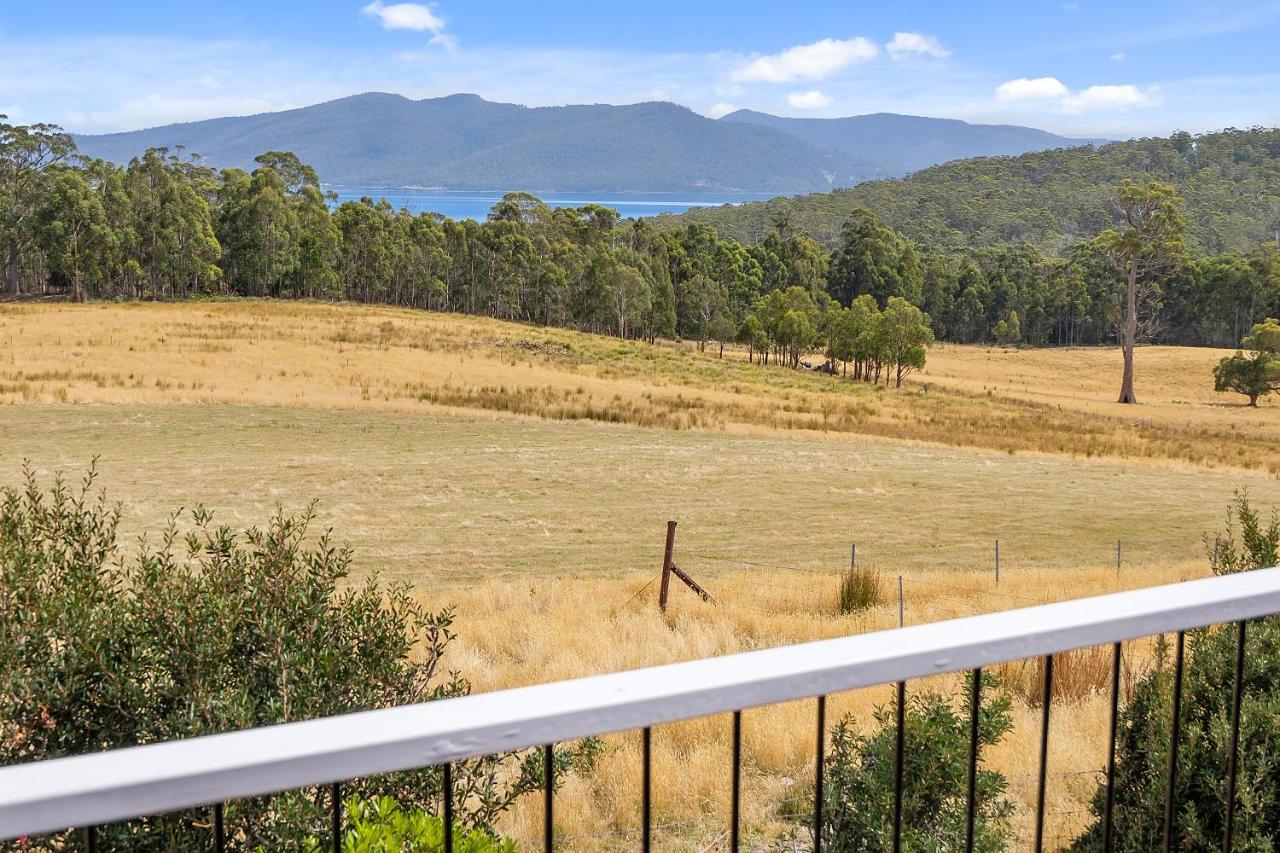 Manfield Country Bruny Island *