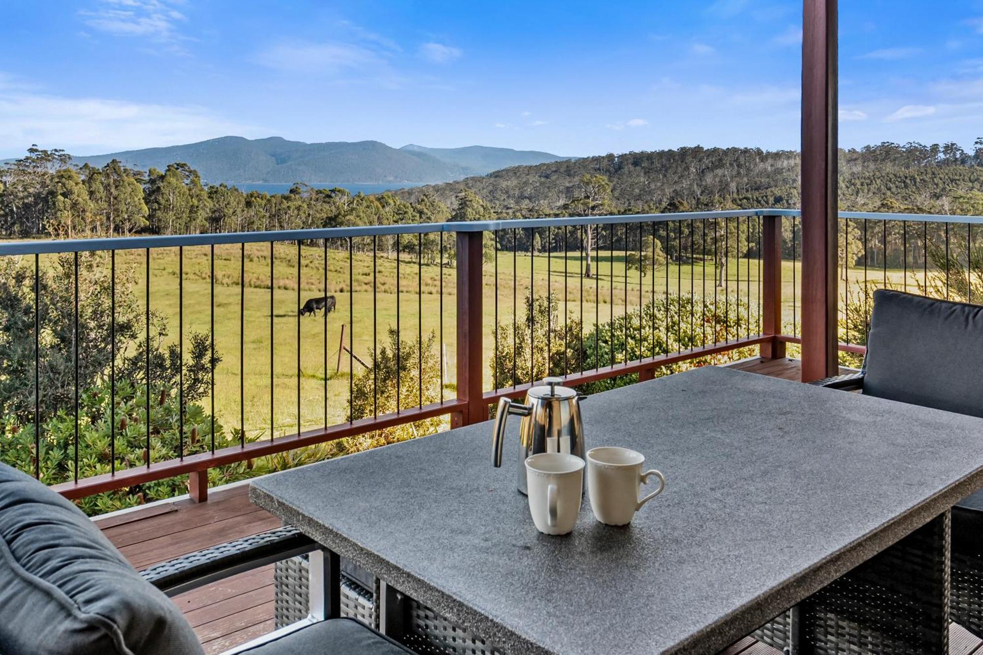 Manfield Country Bruny Island *